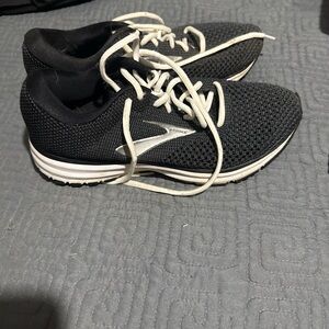 Brooks Men's Black and White Athletic Shoes